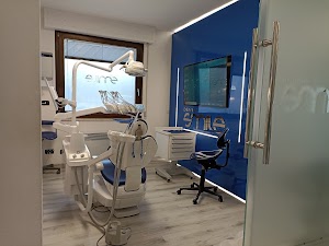 Centri Dental Smile del Dott. Christian Delrio place picture